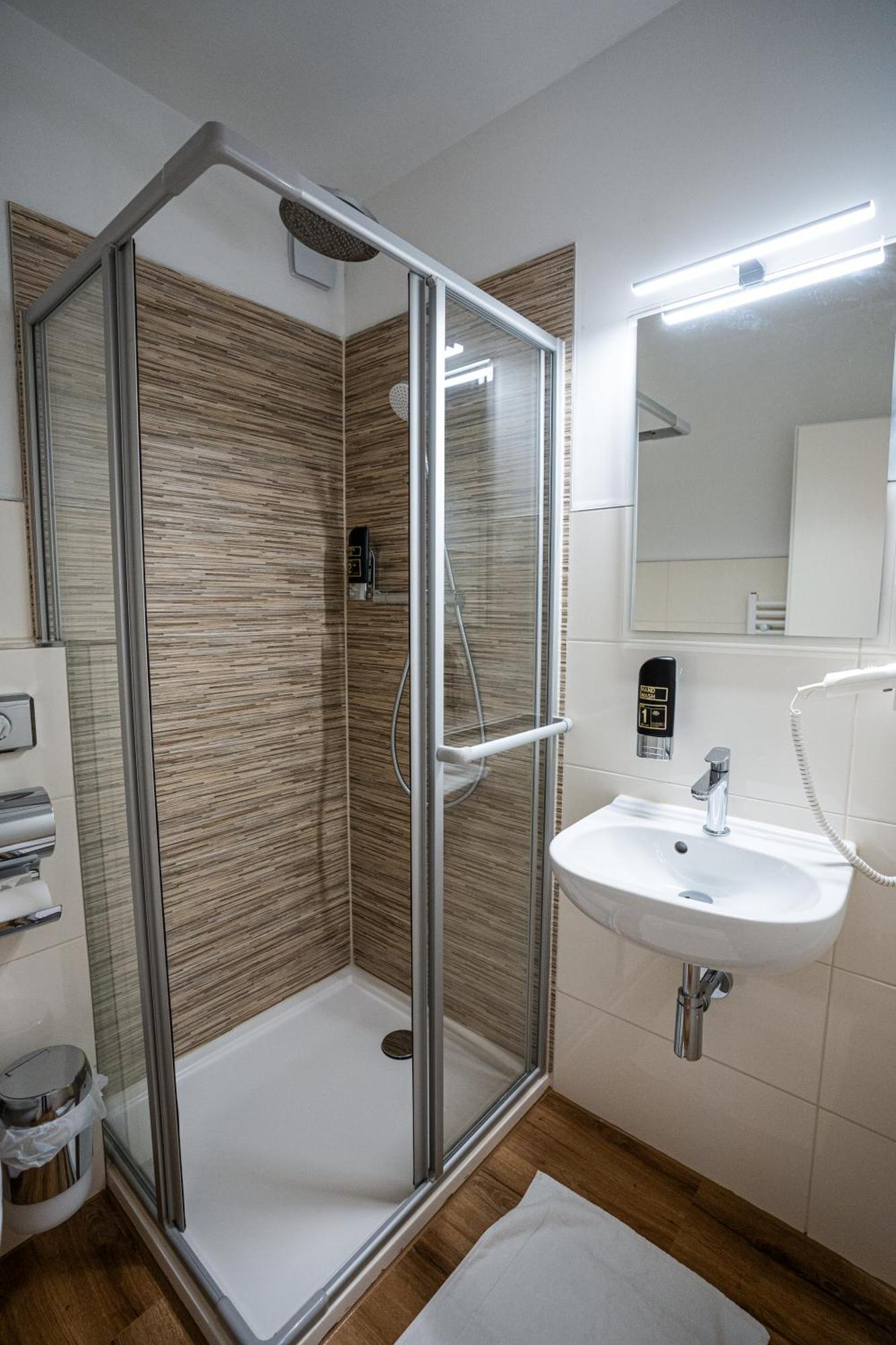 Besttime Hotel Boppard Quarto foto